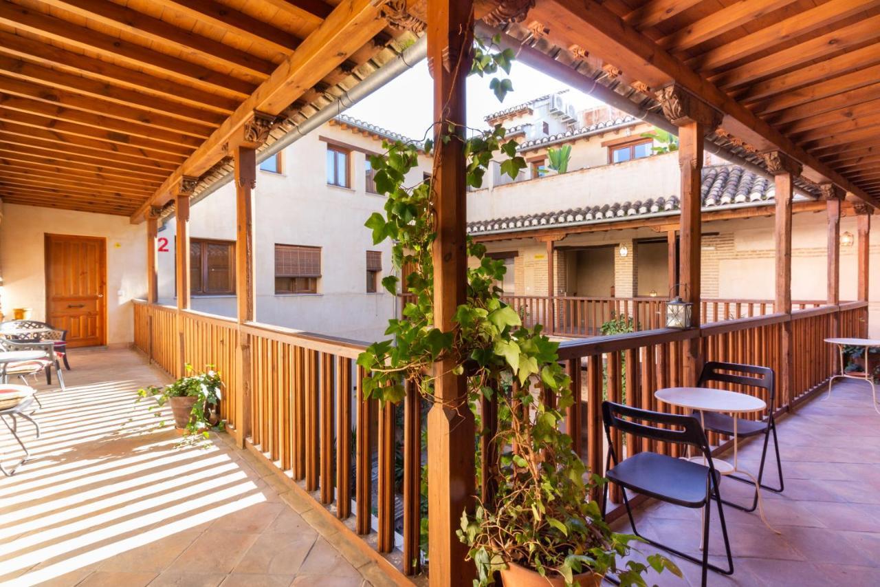 Atico Junto Al Albaicin Con Terraza Leilighet Granada Eksteriør bilde