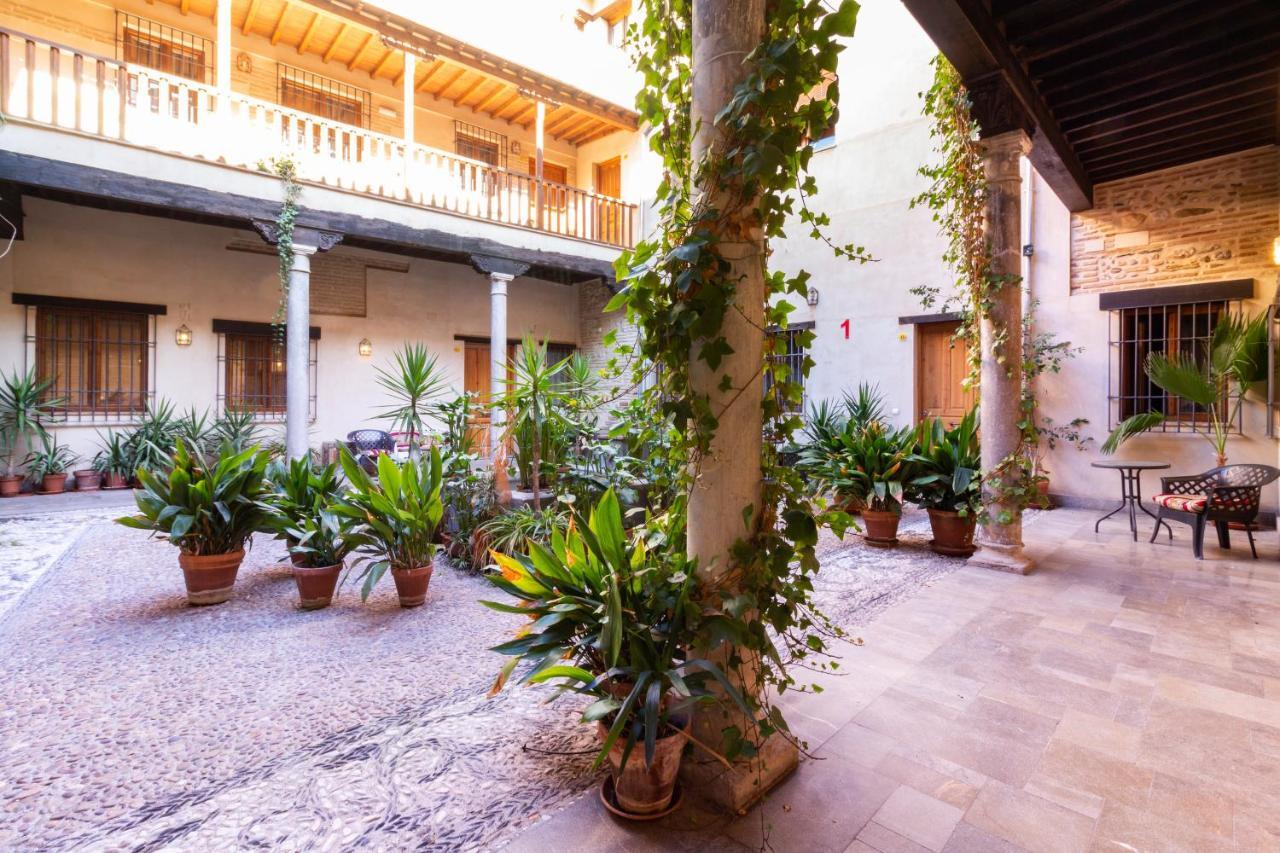 Atico Junto Al Albaicin Con Terraza Leilighet Granada Eksteriør bilde