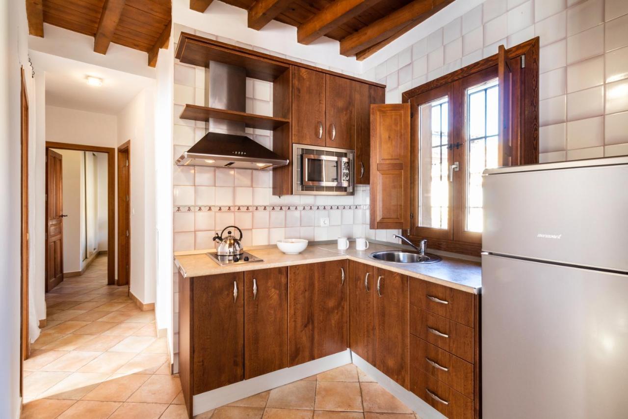 Atico Junto Al Albaicin Con Terraza Leilighet Granada Eksteriør bilde